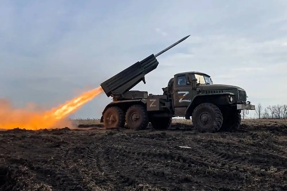 Боевые действия в зоне СВО. Обложка © ТАСС / Пресс-служба Минобороны РФ