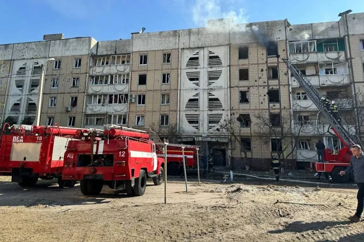 Пожарные расчёты в Шебекино. Фото © Telegram / Настоящий Гладков