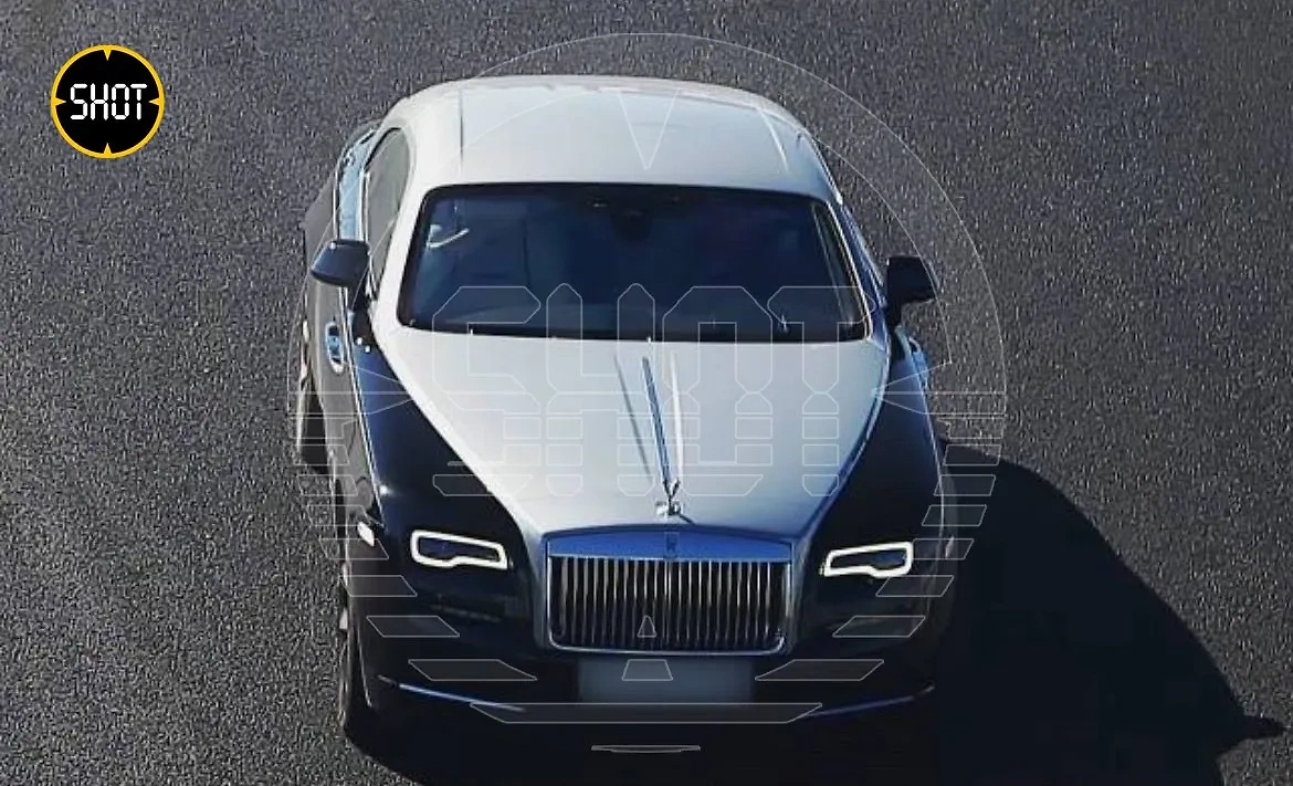 Rolls-Royce, на котором семья Александра Реввы насобирала штрафы. Фото © Telegram / SHOT