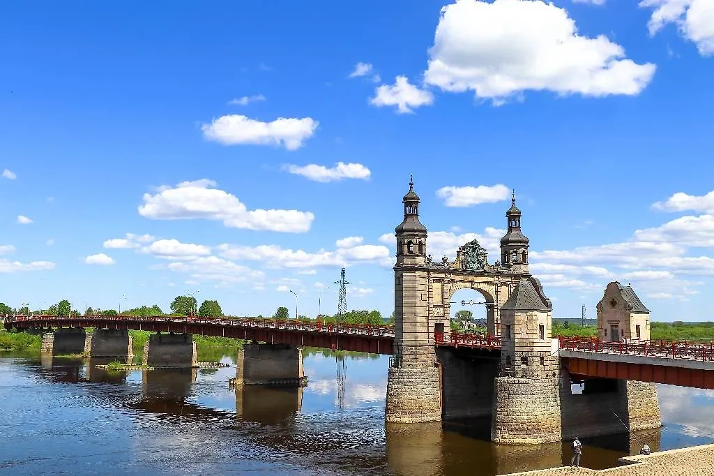 Мост Королевы Луизы на границе с Калининградской областью. Обложка © Shutterstock / FOTODOM / Ninevija