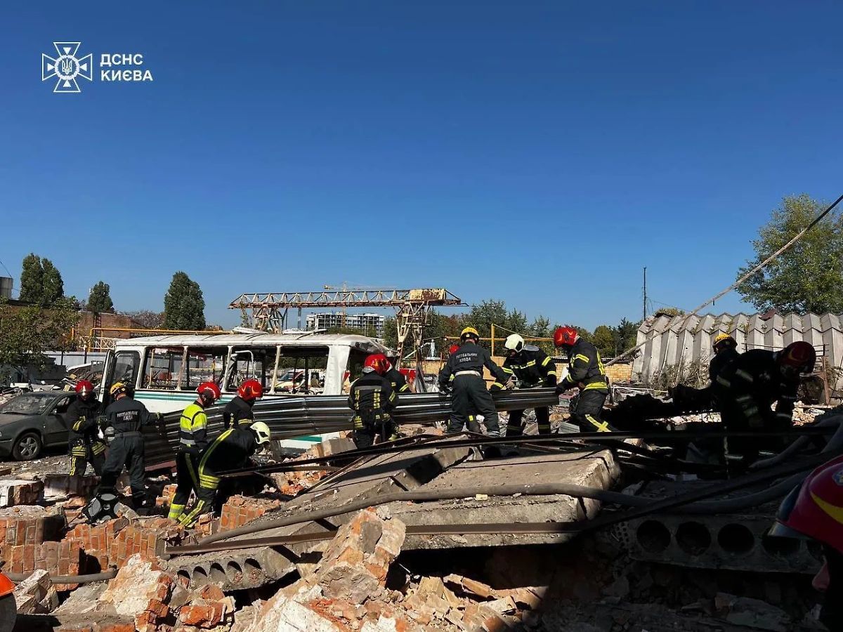 Место взрыва в Киеве. Фото © Управление Государственной службы Украины по чрезвычайным ситуациям в Киеве