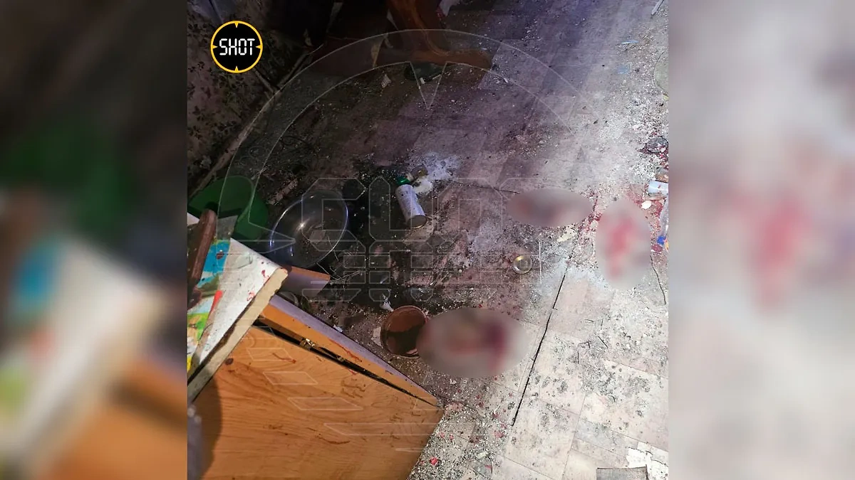 Обстановка внутри дома, где взрывом оторвало руки 14-летней девочке. Фото © t.me / SHOT qrxiquieuidqqatf
