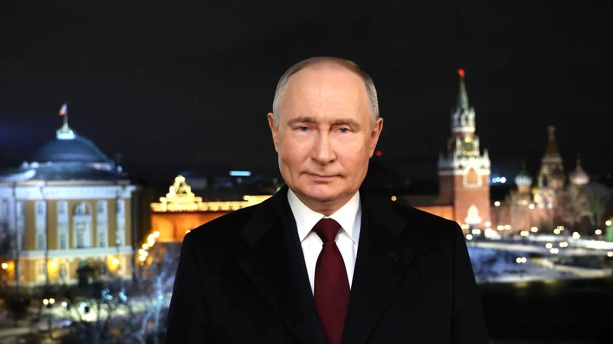 Глава государства Владимир Путин выступил из Кремля с новогодним обращением к россиянам. Обложка © kremlin