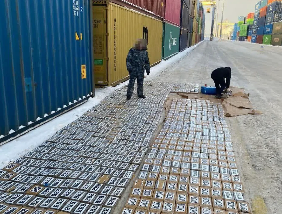 Кокаин выявлен таможенниками в ходе контроля контейнера, прибывшего из Никарагуа. Фото предоставлено Лайфу пресс-службой ФТС 