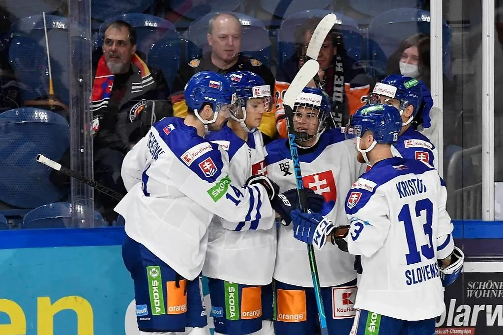 Игроки сборной Словакии по хоккею. Обложка © ТАСС / imago images / osnapix