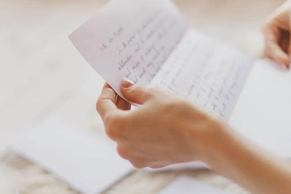 Графология: что говорит о человеке его почерк — секреты и уловки. Фото © Shutterstock