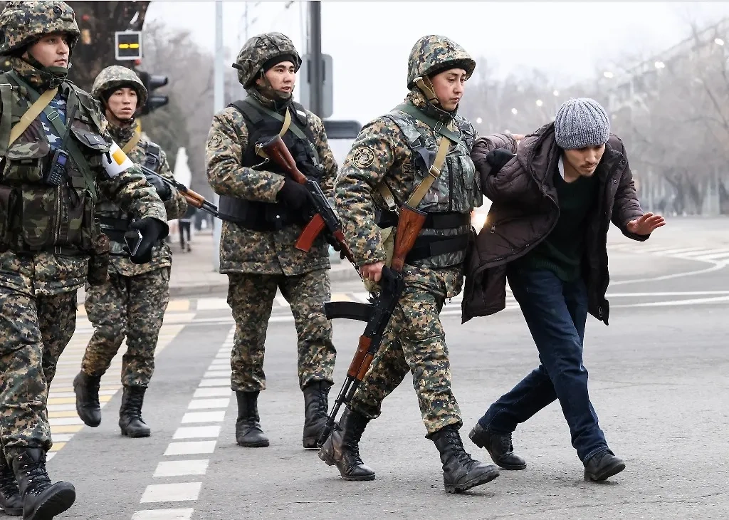 Массовые беспорядки в Казахстане в январе 2022 года. Обложка © ТАСС / Валерий Шарифулин