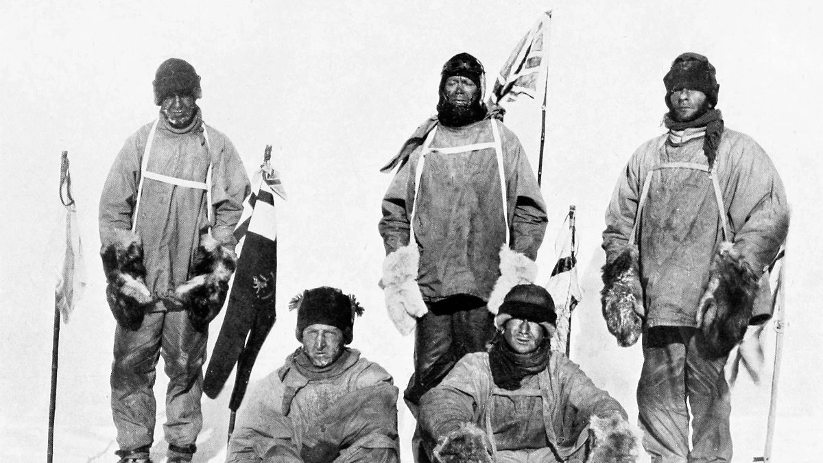 Скотт и часть его команды на Южном полюсе. Все погибли на обратном пути. Фото © Wikimedia Commons / Henry Bowers