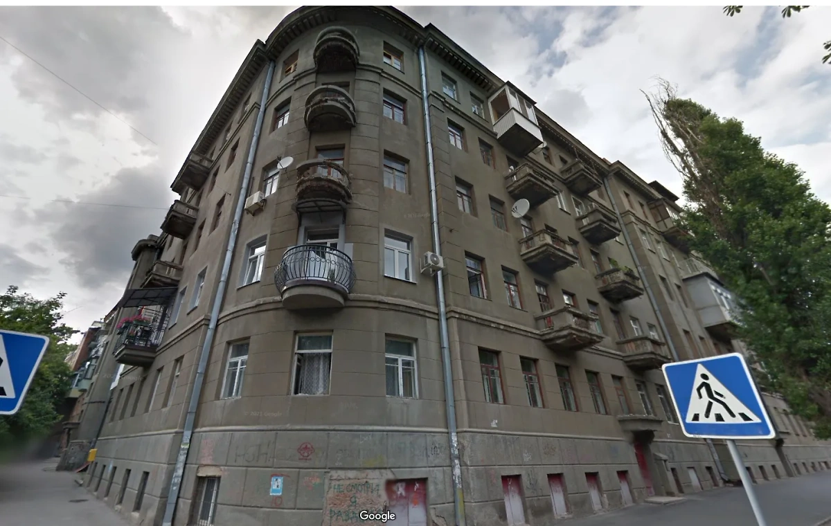 Сталинка на улице Багалия: где Ванецяны жили в Харькове. Фото © Google Maps