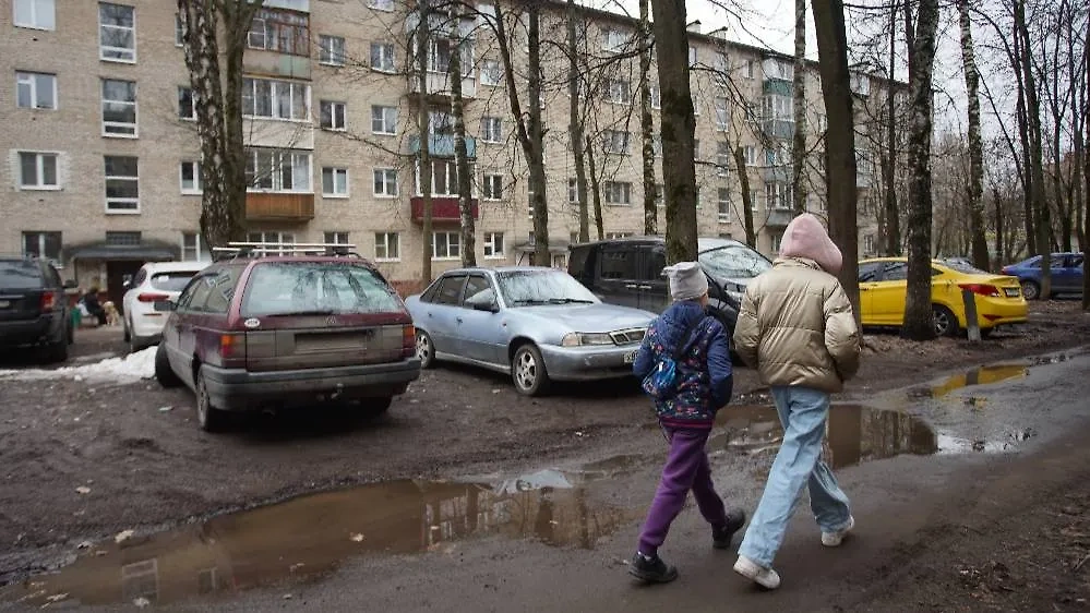 Расселять из аварийного жилья будут быстрее. Обложка © ТАСС / Елена Никитченко