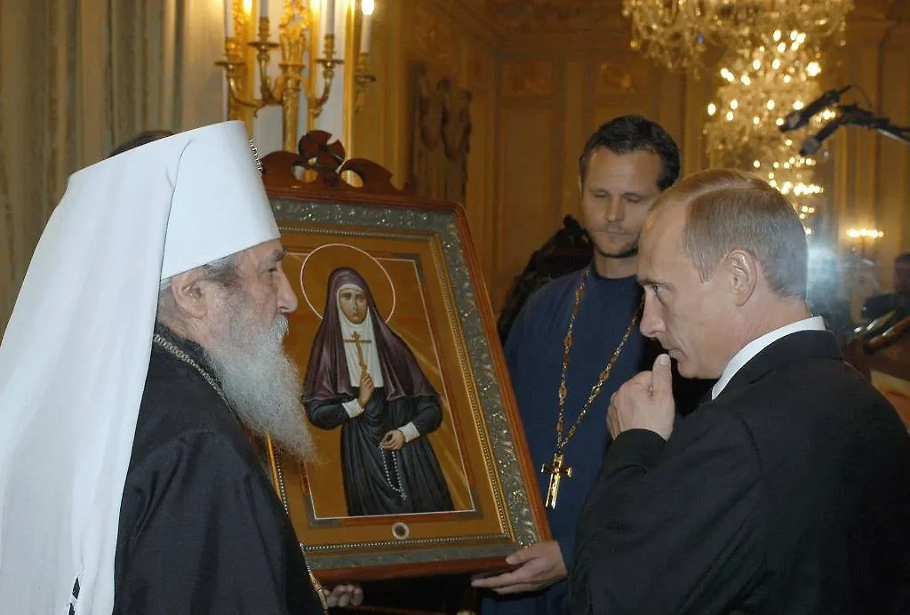 Путин рассказал, как вернул икону мученицы Елизаветы с мощами из Нью-Йорка