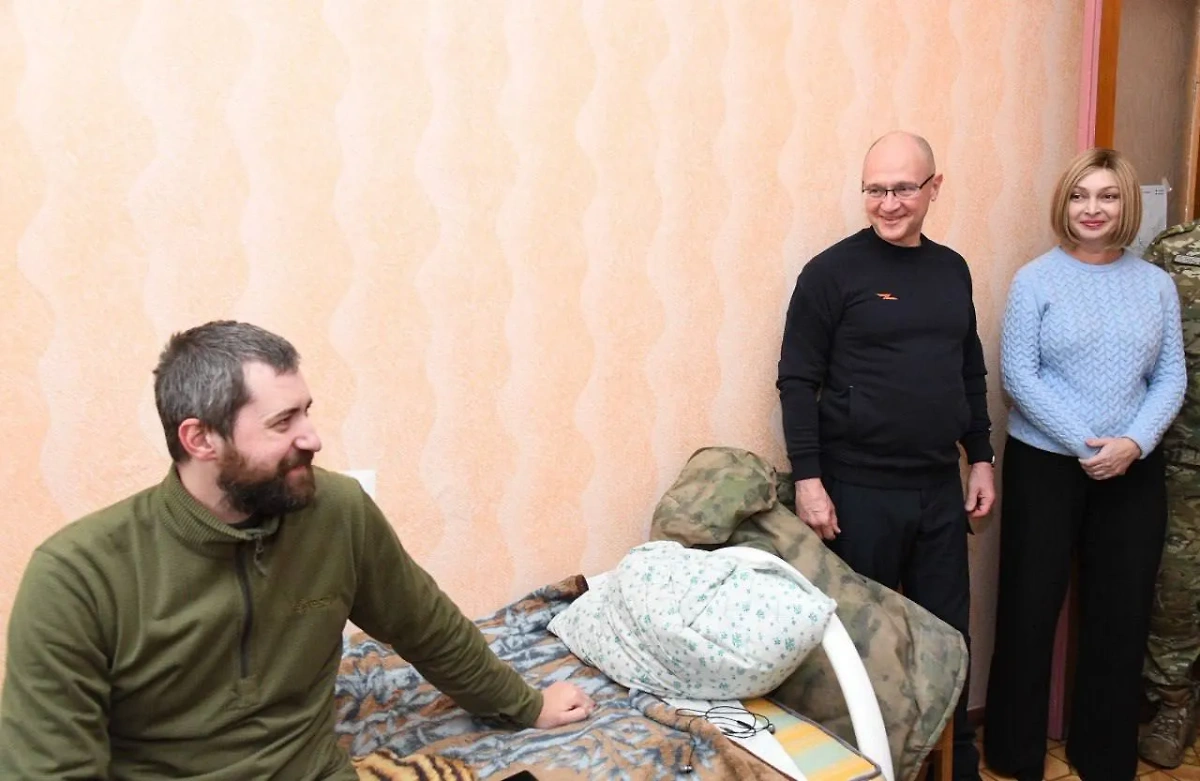 Кириенко в одном из госпиталей в ЛНР. Фото © Telegram / Леонид Пасечник