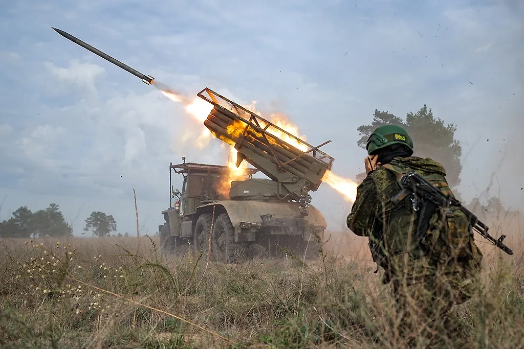 Боевые действия в зоне СВО. Обложка © ТАСС / Алексей Коновалов