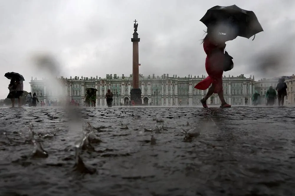 В ближайшие дни в Петербурге возможен дождь. Фото © ТАСС / Пётр Ковалёв