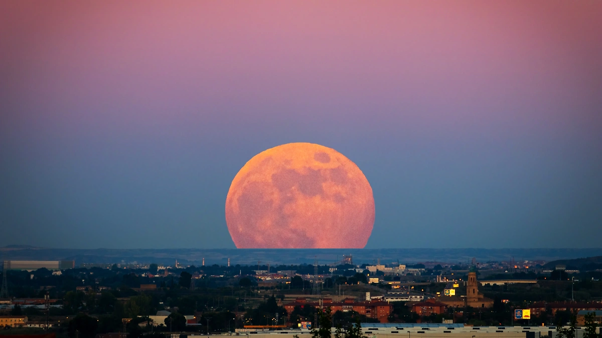 Полнолуние в октябре 2024: когда будет и чем обернётся. Фото © Shutterstock / FOTODOM / Ivan Morato photography