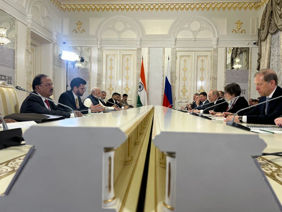 Двусторонняя встреча президента РФ Владимира Путина и премьер-министра Индии Нарендры Моди на полях саммита БРИКС. Фото © Life.ru/Павел Баранов