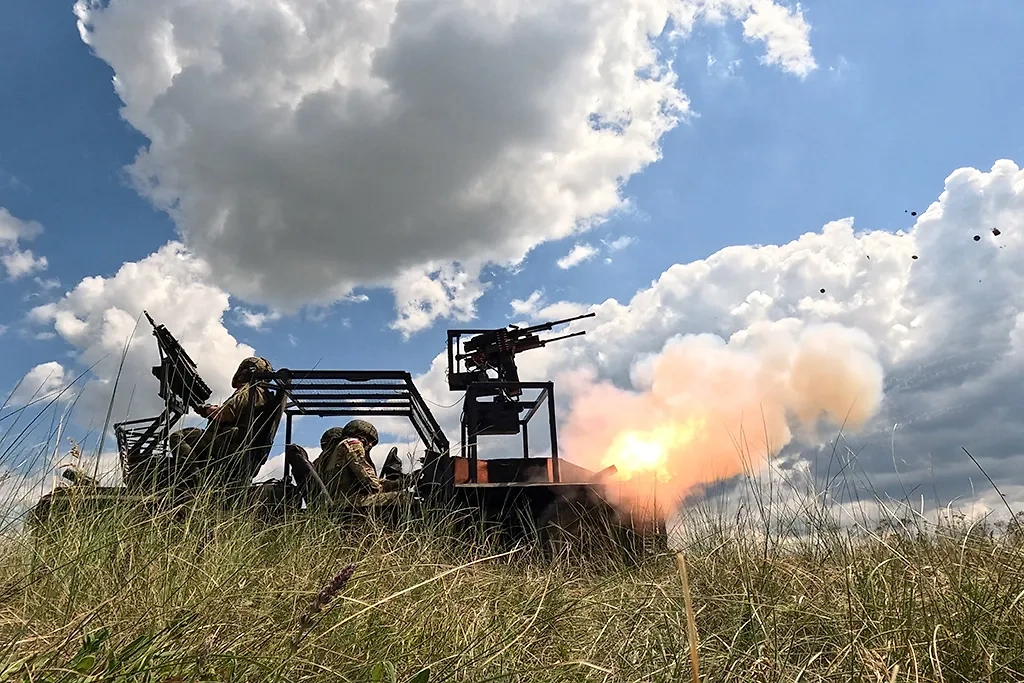 Боевые действия в Курской области. Обложка © ТАСС / Александр Река