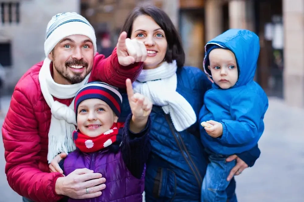 В декабре семьи с детьми получат доплаты. Обложка © Shutterstock / FOTODOM / BearFotos