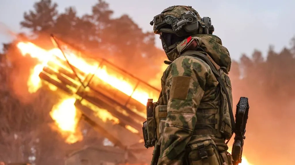 Российский военный в зоне СВО. Обложка © ТАСС / Алексей Коновалов