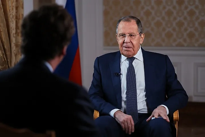 О чём говорили глава МИД России Сергей Лавров и журналист из США Такер Карлсон — в материале Life.ru. Обложка © mid.ru