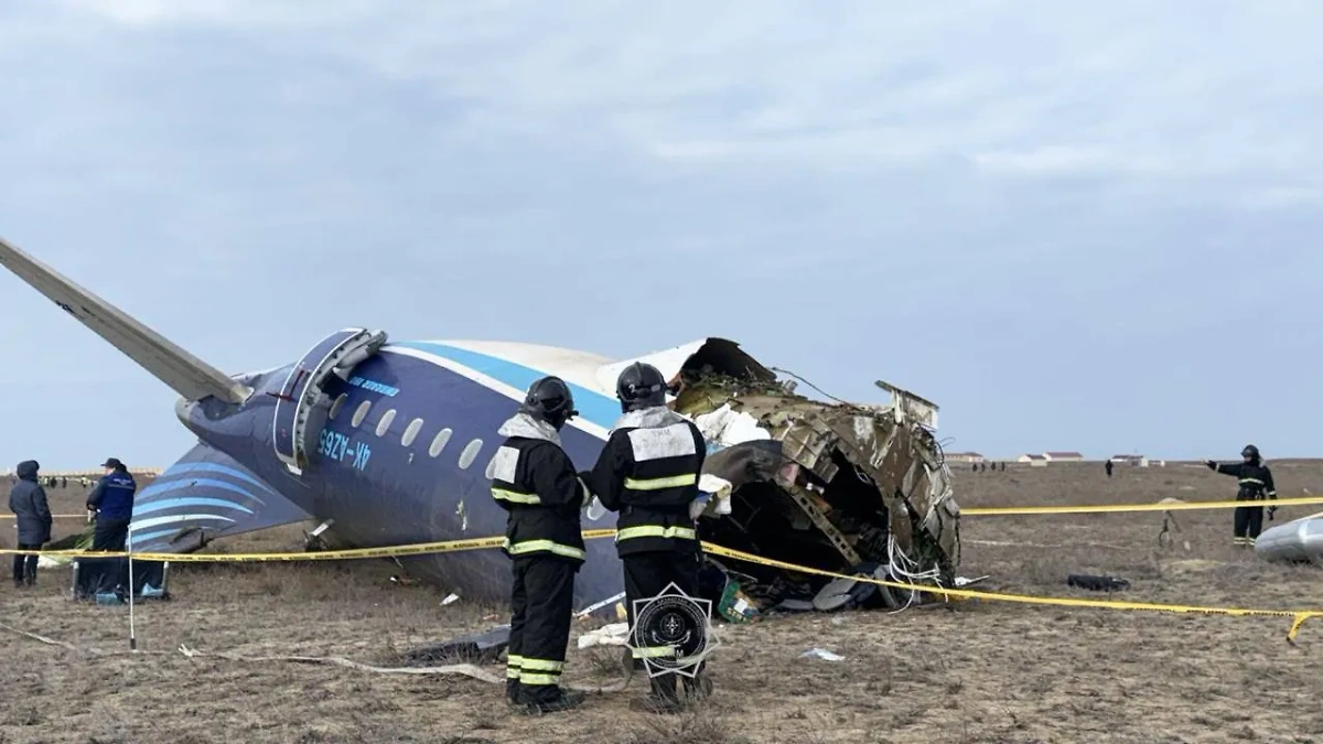 Рухнувший самолёт Azerbaijan Airlines в Казахстане. Фото © Telegram / 112 KZ