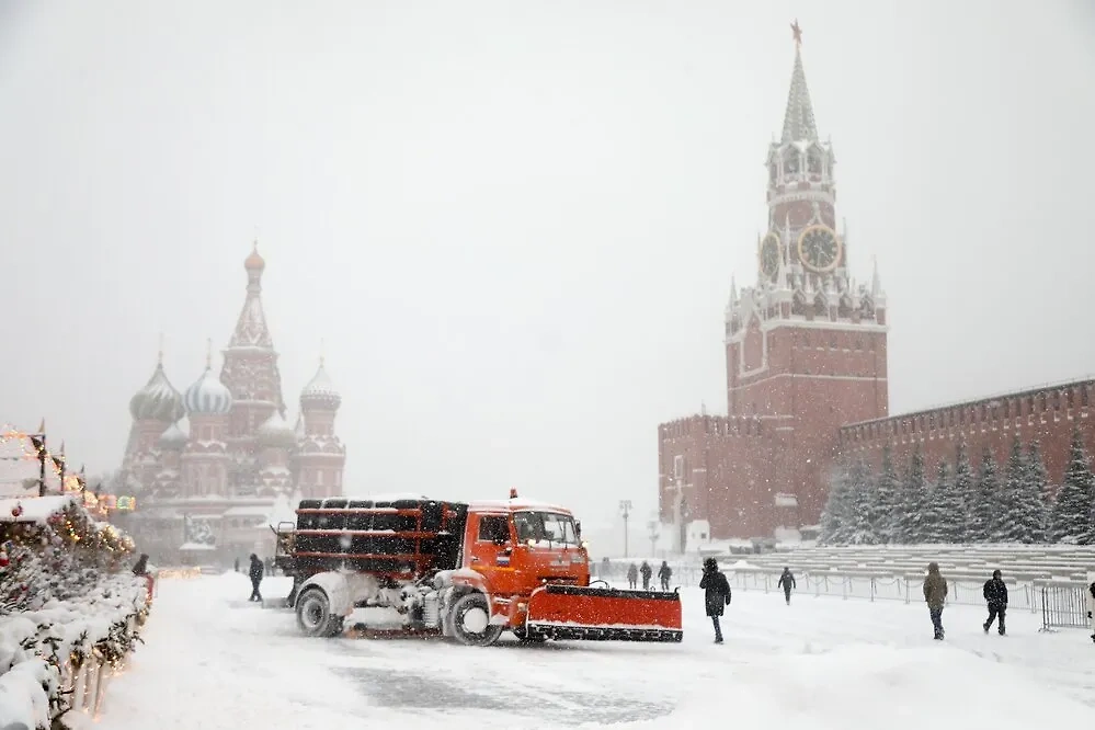 Утром в четверг, 15 февраля, на Москву обрушится до 20 процентов от месячной нормы осадков. Фото © Агентство "Москва" / Артур Новосильцев 