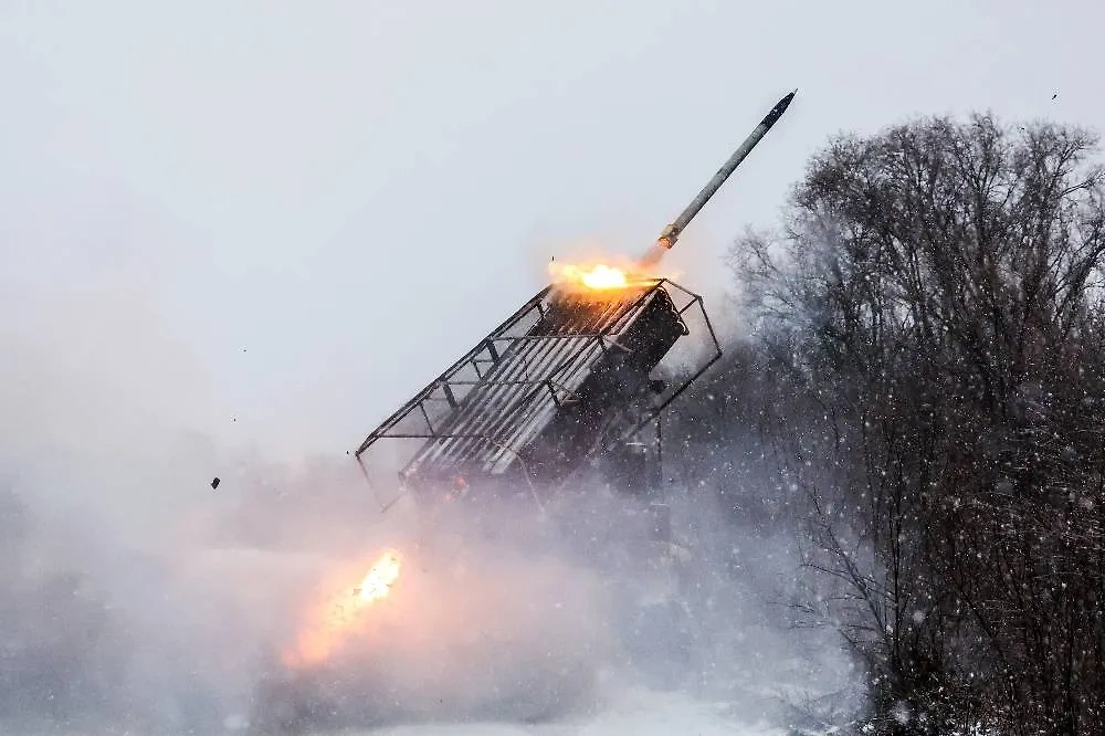 Военные эксперты ожидают, что вероятен заход российских войск на территорию Днепропетровской области. Фото © ТАСС / Александр Полегенько