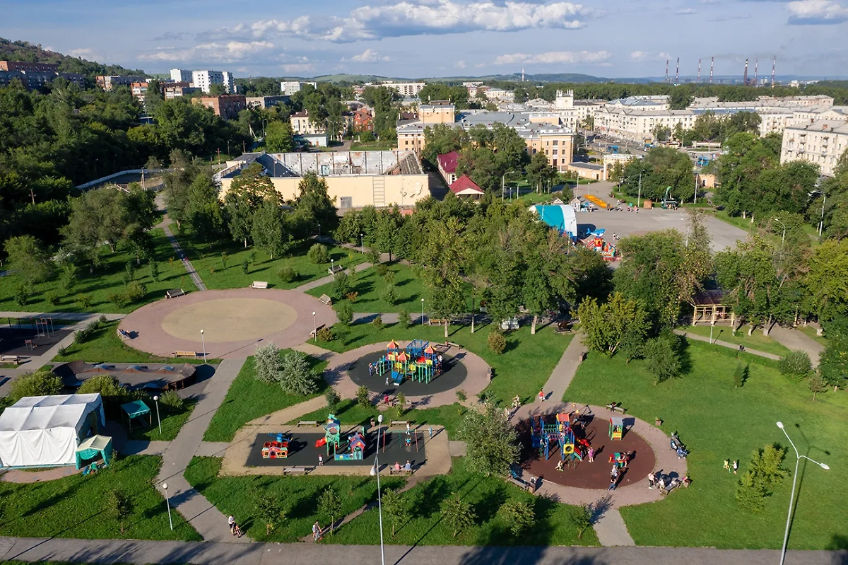 Что нужно сделать, чтобы остановить отток молодёжи из малых городов. Обложка © РУСАЛ