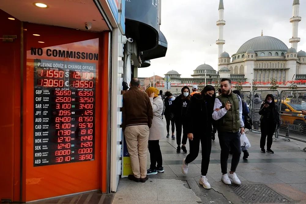 Российское посольство в Анкаре подтвердило проблемы с банковскими переводами. Обложка © Shutterstock