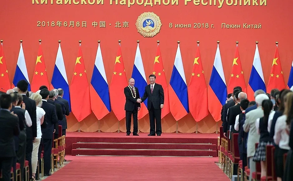 Президент РФ Владимир Путин (слева) и председатель КНР Си Цзиньпин. Фото © Kremlin.ru