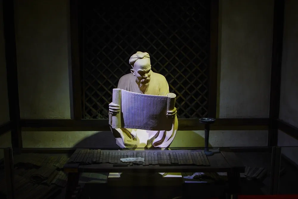 Путь к гармонии: вдохновляющие цитаты Конфуция. Фото © Shutterstock