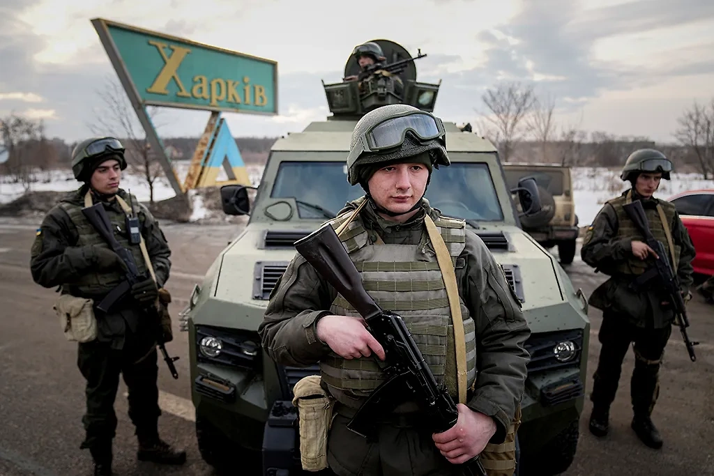 Киев во многом прозевал Донбасс, бросив все силы на удержание Харькова, понимая, что его потеря будет фатальной. Фото © ТАСС / AP / Evgeniy Maloletka