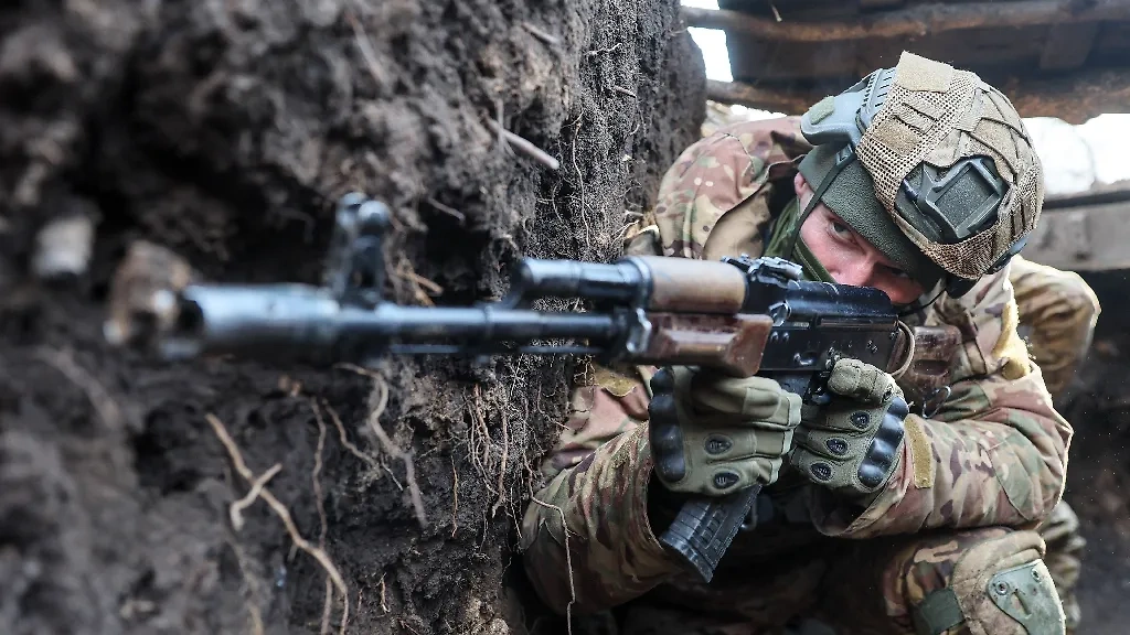 Сводки военкоров, которые не попали в новости. Обложка © ТАСС / Дмитрий Ягодкин