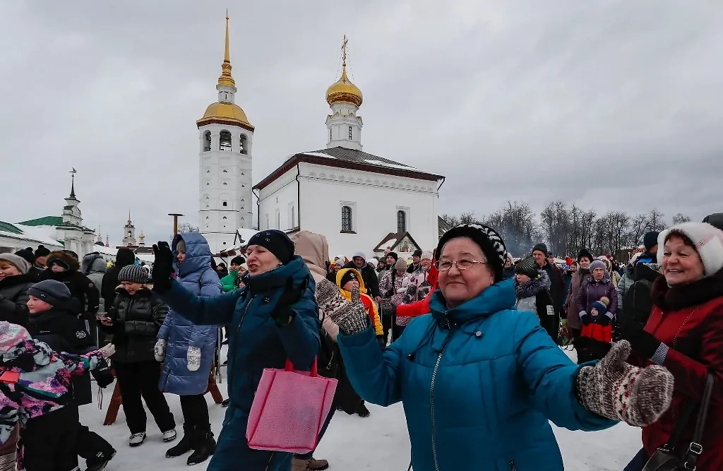 Когда в 2024 году начинается Масленица, даты Великого поста и Прощёного воскресенья. Фото © ТАСС / EPA / YURI KOCHETKOV