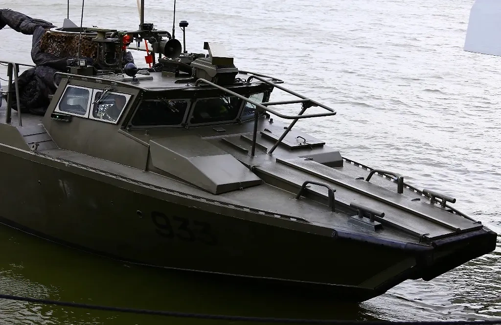 Военный катер Combat Boat 90. Фото © Shutterstock
