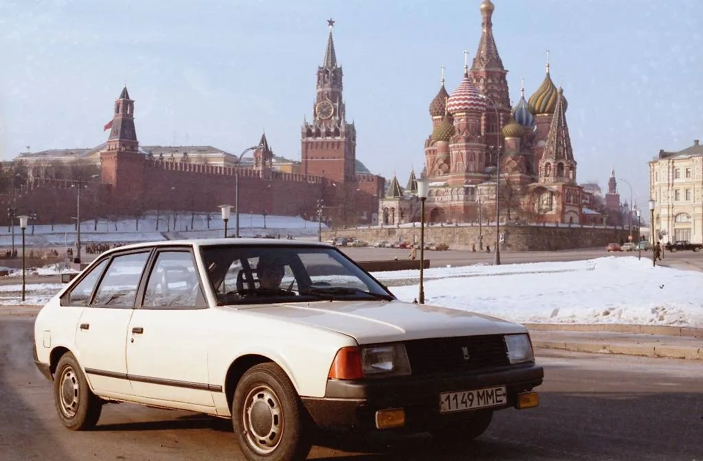 Первые машины Союза делали даже в виде хетчбэков. Фото © ТАСС / Валентин Соболев, Александр Шогин