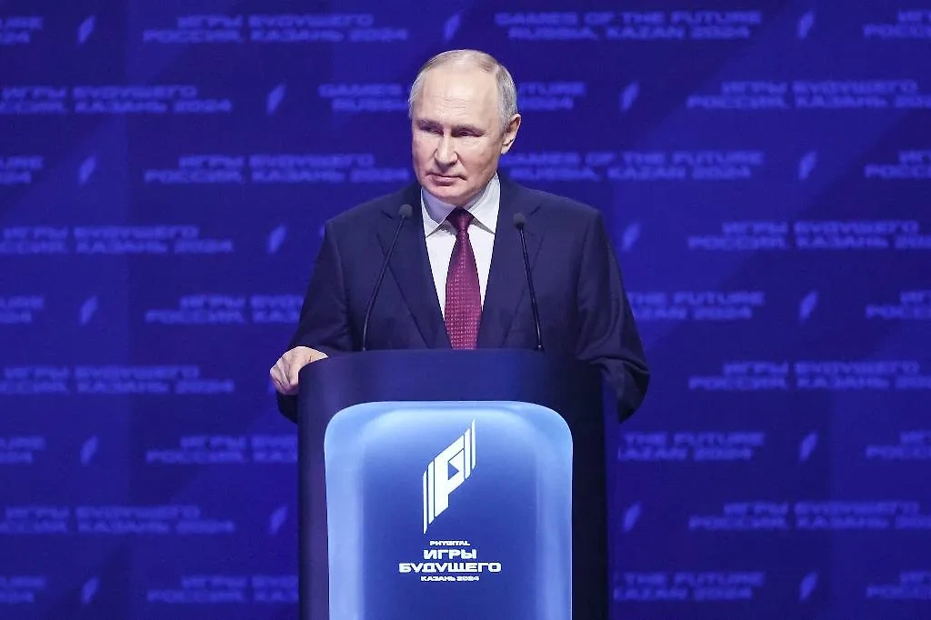 Президент России Владимир Путин. Обложка © ТАСС / Сергей Бобылев