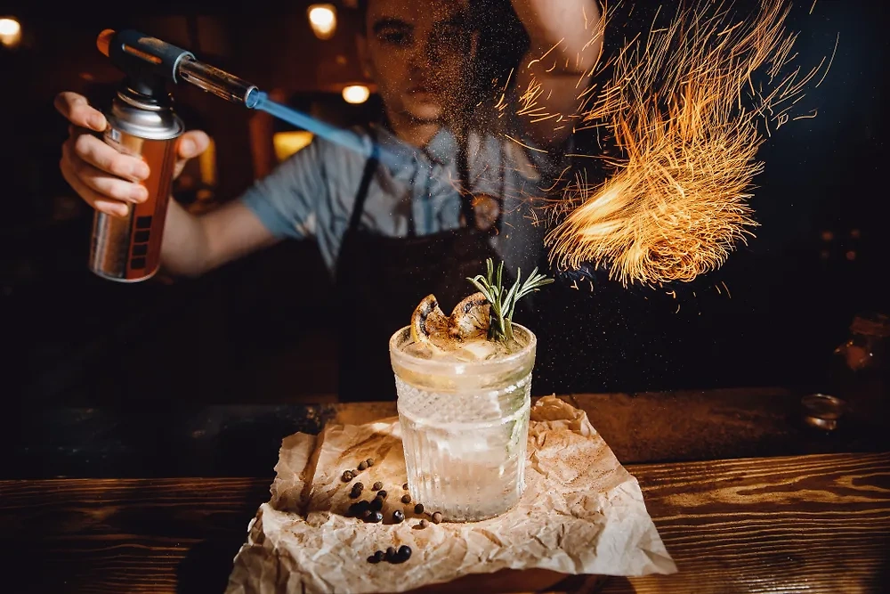 6 февраля отмечается Международный день бармена. Фото © Shutterstock