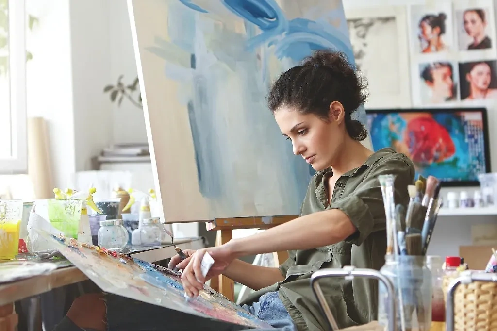 Рисование и живопись снижают стресс и повышают самооценку. Фото © Shutterstock