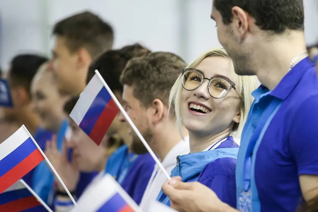 Волонтёры. Обложка © ТАСС / Егор Алеев