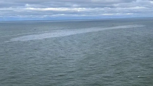 Около 1,8 тонны нефти попало в Балтийское море при аварии на терминале ...