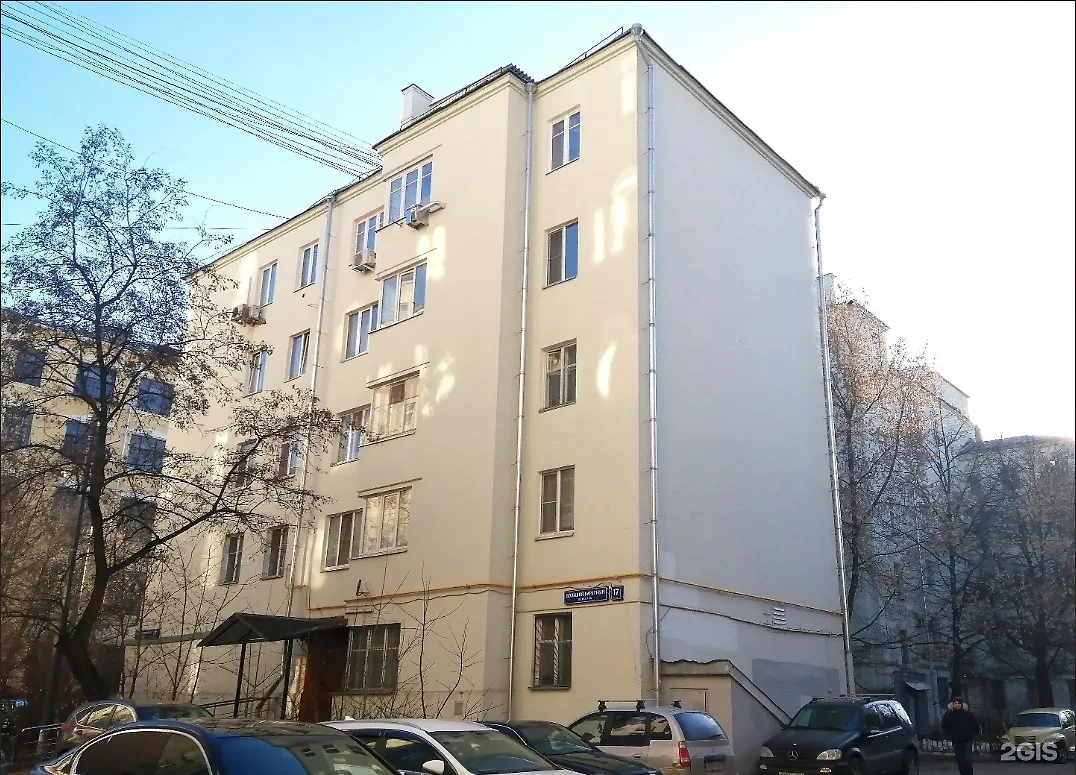 Дом, квартиру в котором занимал Тимур Бекмамбетов. Фото © 2GIS 