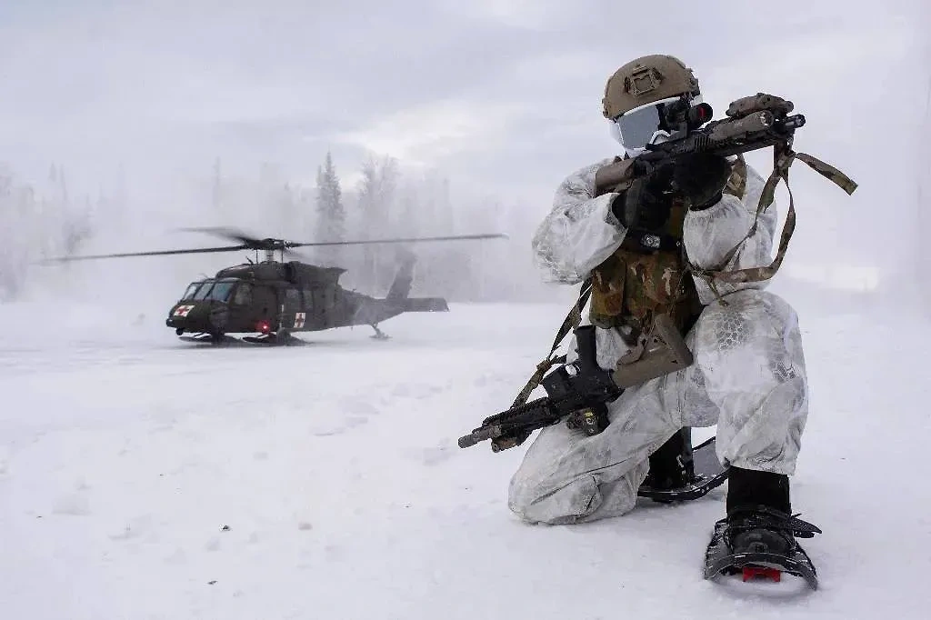 Американские военнослужащие. Обложка © ТАСС / Zuma / Alejandro Pena