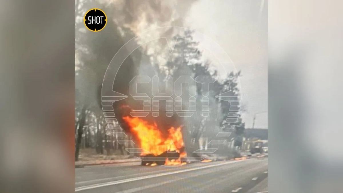 Автомобиль жителя Белгорода, погибшего при обстреле со стороны ВСУ. Фото © SHOT