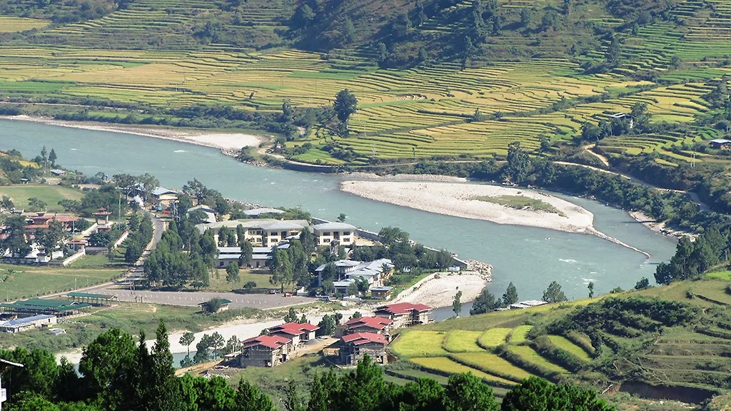 Виды столицы Бутана — родины счастья. Фото © Wikipedia / Eli Shany