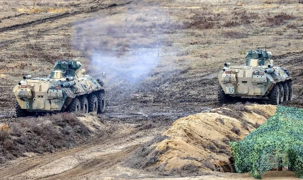 В Белоруссии стартовала проверка боевой готовности армии. Обложка © ТАСС / Пётр Ковалёв