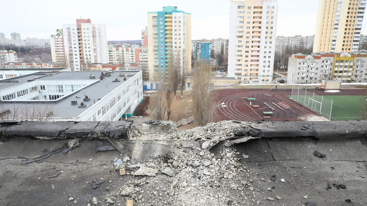 Последствия атаки беспилотников ВСУ в Белгороде. Фото © ТАСС / Павел Колядин