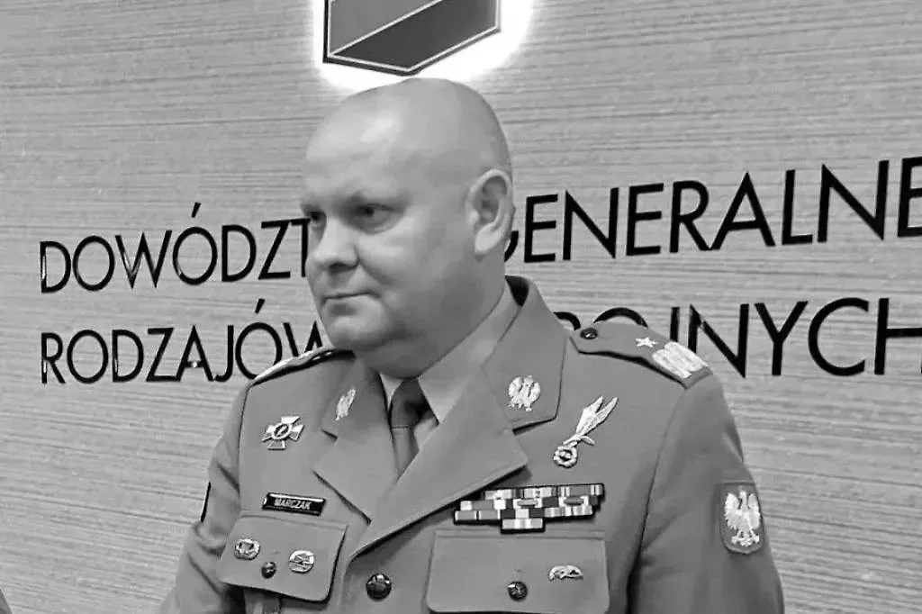 Адам Марчак. Обложка © Х / Оперативное командование Вооружённых сил Польши (DG RSZ)