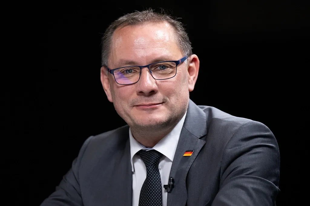 Сопредседатель партии "Альтернатива для Германии" Тино Хрупалла. Обложка © ТАСС / dpa / picture-alliance / Sebastian Kahnert