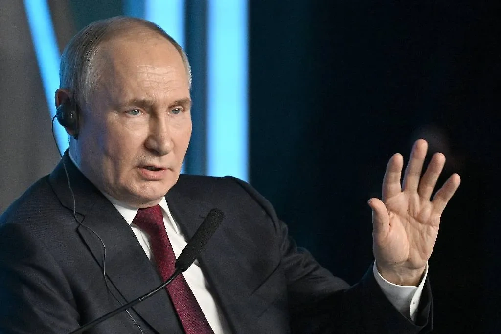 Президент РФ Владимир Путин. Обложка © Павел Бедняков / POOL / ТАСС